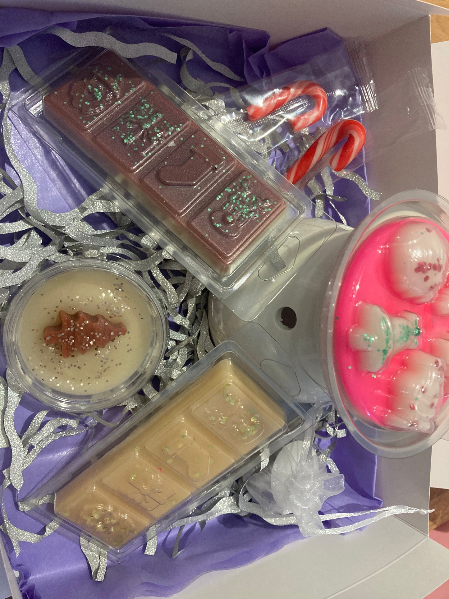 Wax and burner gift set
