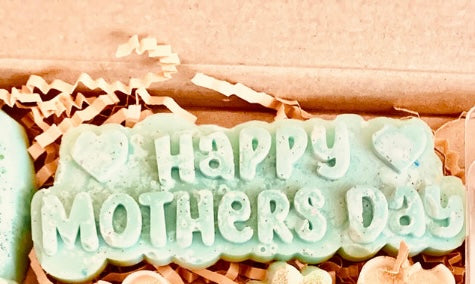 Happy Mothers Day Snap boxed